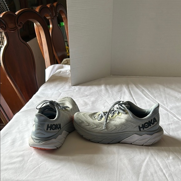Athletic Shoes Gray and Orange with Cushioned Midsole - Picture 3 of 6